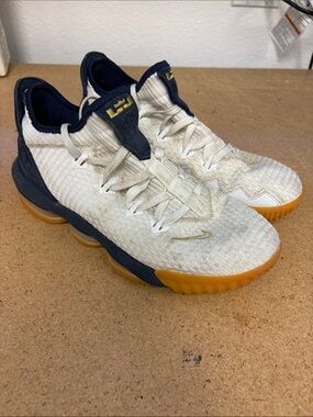 2019 Men's Nike Zoom Lebron 16 XVI USA Olympics White Navy Size 8 Used